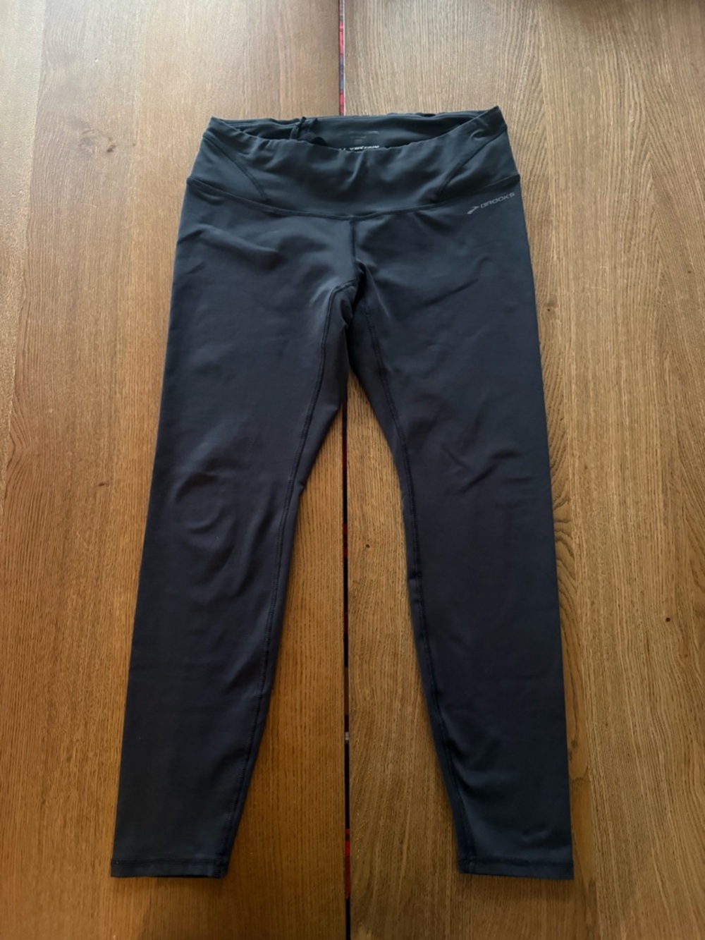 Brooks Equilibrium leggings